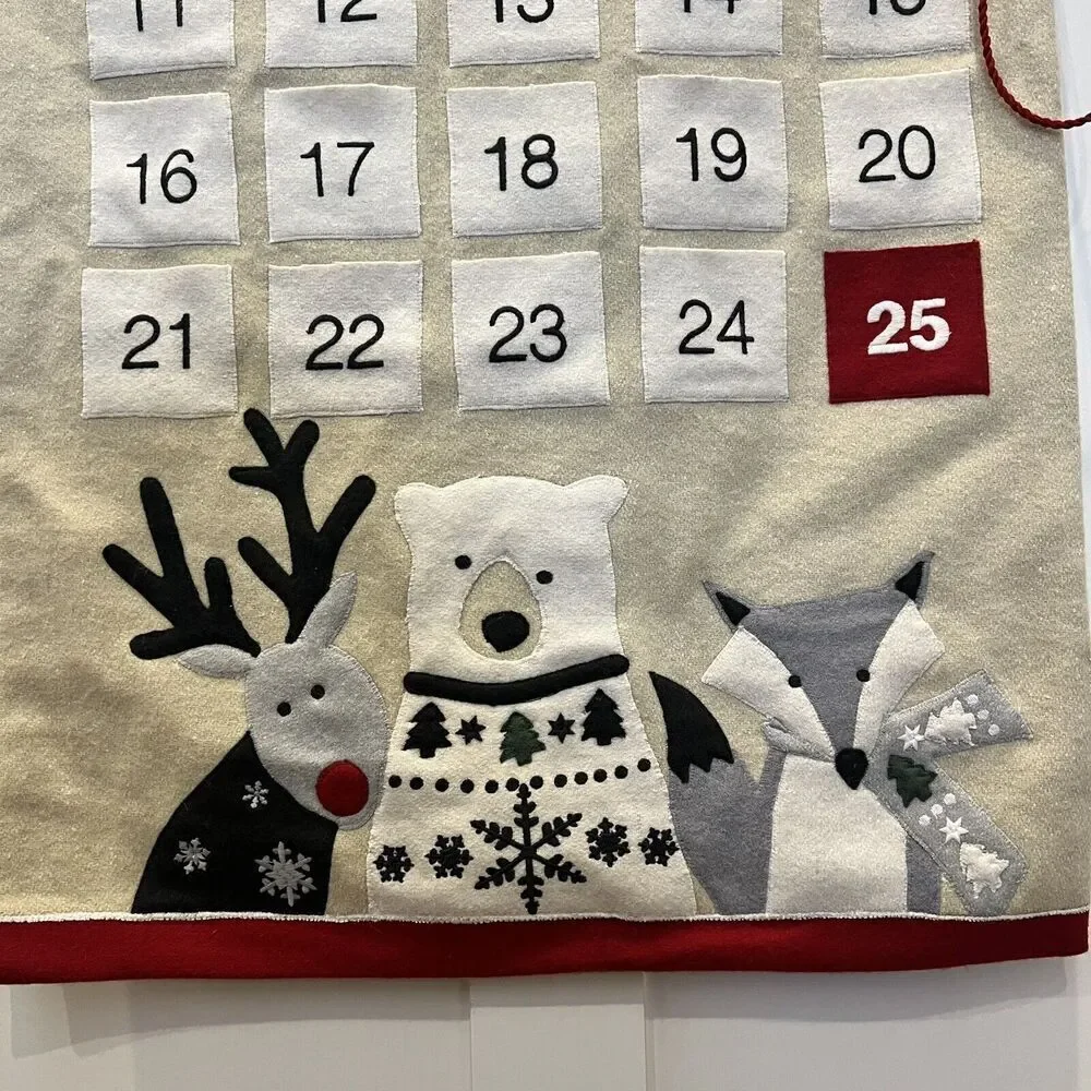 Crate & Barrel 2022 Wool Christmas Advent Calendar Polar Bear Fox Reindeer 33”x2
